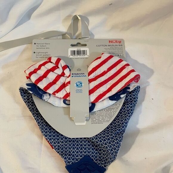 Nuby 100% Natural Cotton Muslin Bib w/ Teething Corner 3m+ Unisex Reversible 2pk - Picture 3 of 4